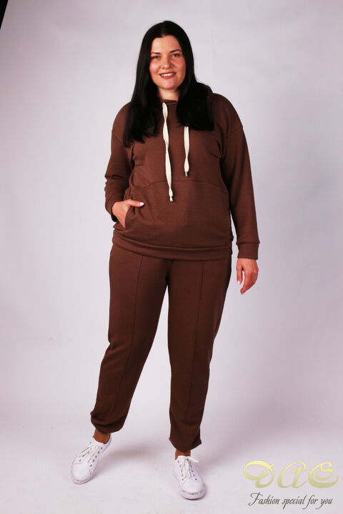 Костюм Хилари